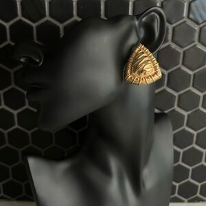 NWOT Chunky Gold Tone Triangle Statement Earrings